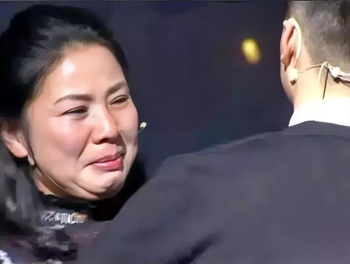 江苏高二男孩突然变了个人没人知道他上周去了趟小姑家经历了啥。以前总有