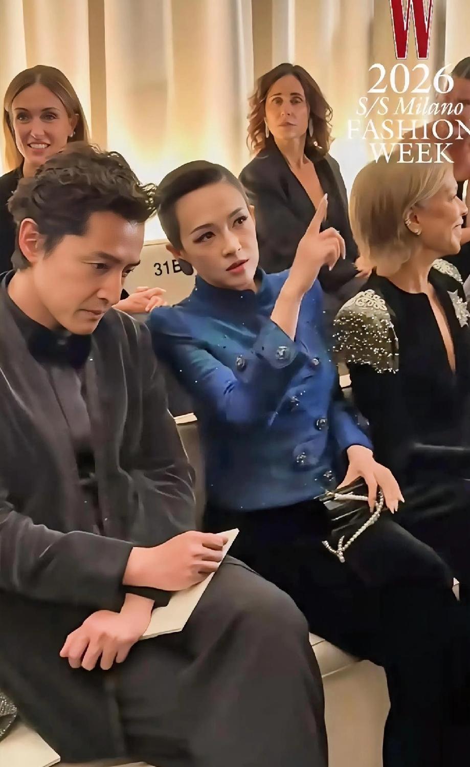 气质能和胡歌匹配的，也就章子怡了！好高级的两张脸，真的只有他们才配得上优雅贵