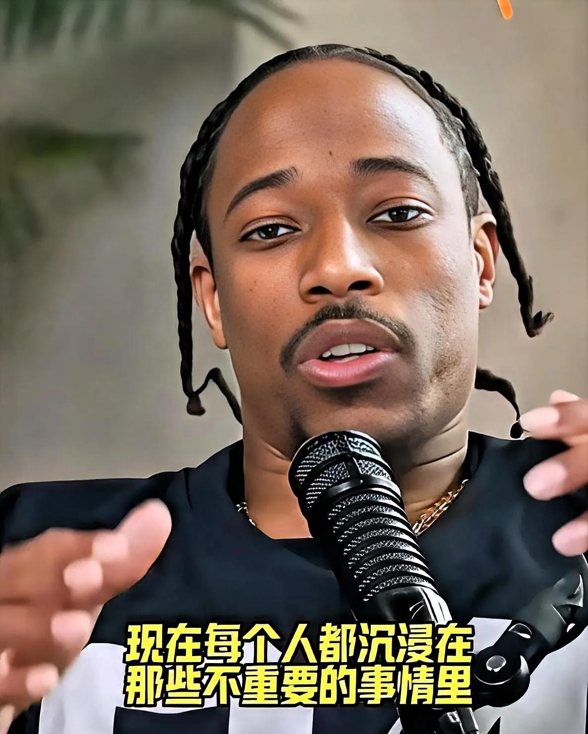 德罗赞出言不逊啊！德罗赞近日在一档节目中被问到现在的球员和他刚进联盟时最大的区