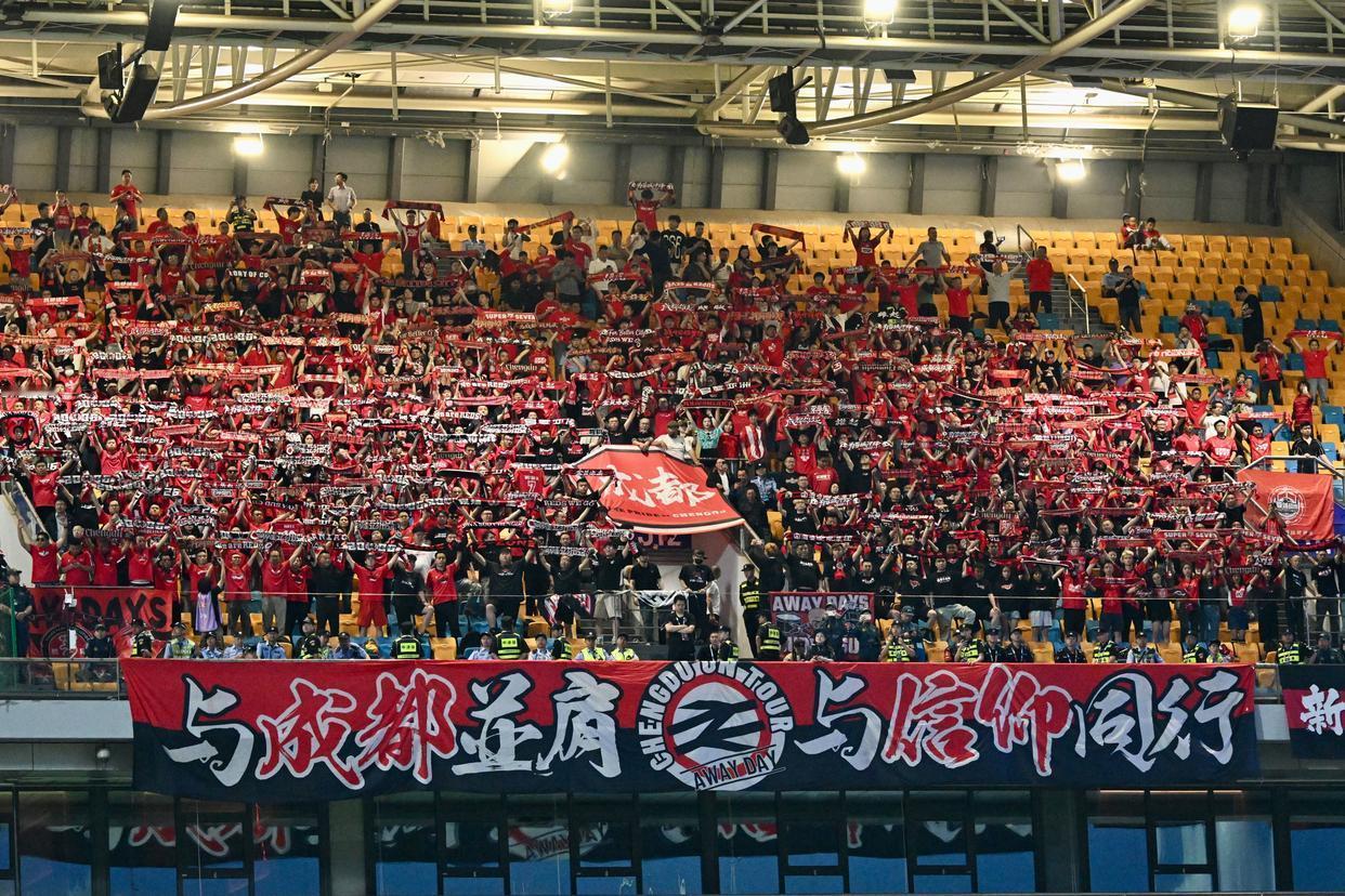 成都蓉城提前3轮拿到半程冠军！成都蓉城客场2比1战胜天津津门虎，积分来到34分