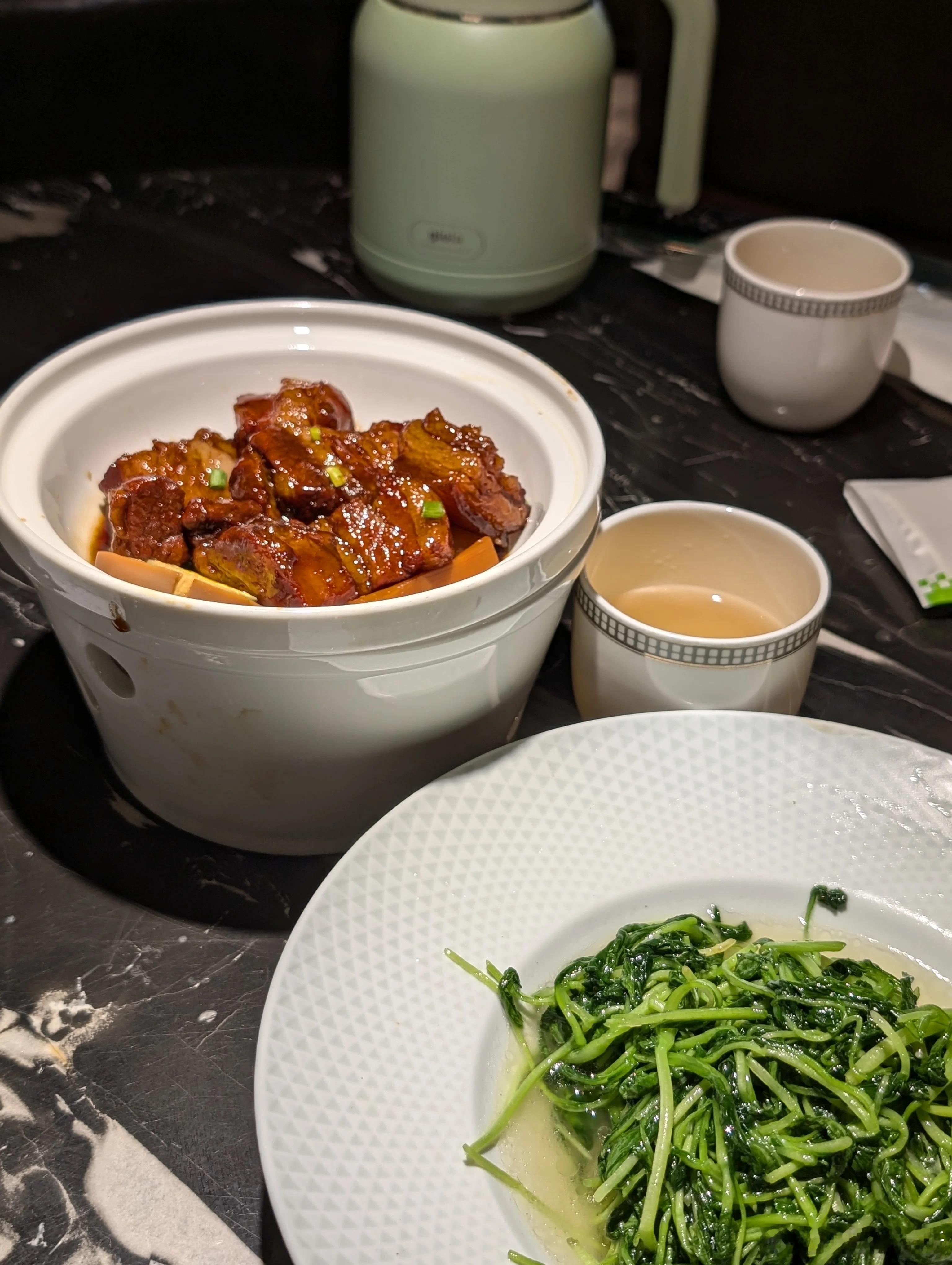 请女孩子吃饭两菜一汤会不会显吝啬❓​​​