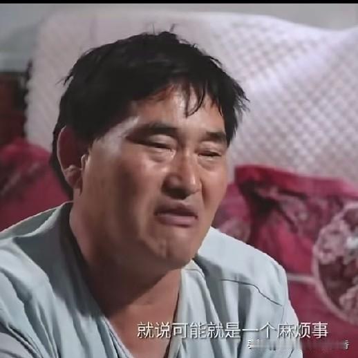 朱之文成名前就酷爱唱歌，却被人视作不务正业、好高骛远。由于他排行老三，别人便给他