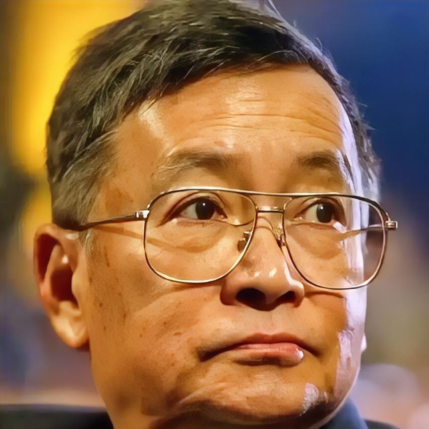 1950年，林徽因的儿子梁从诫参加高考，差2分考上清华。林徽因怀疑阅卷有问题，动