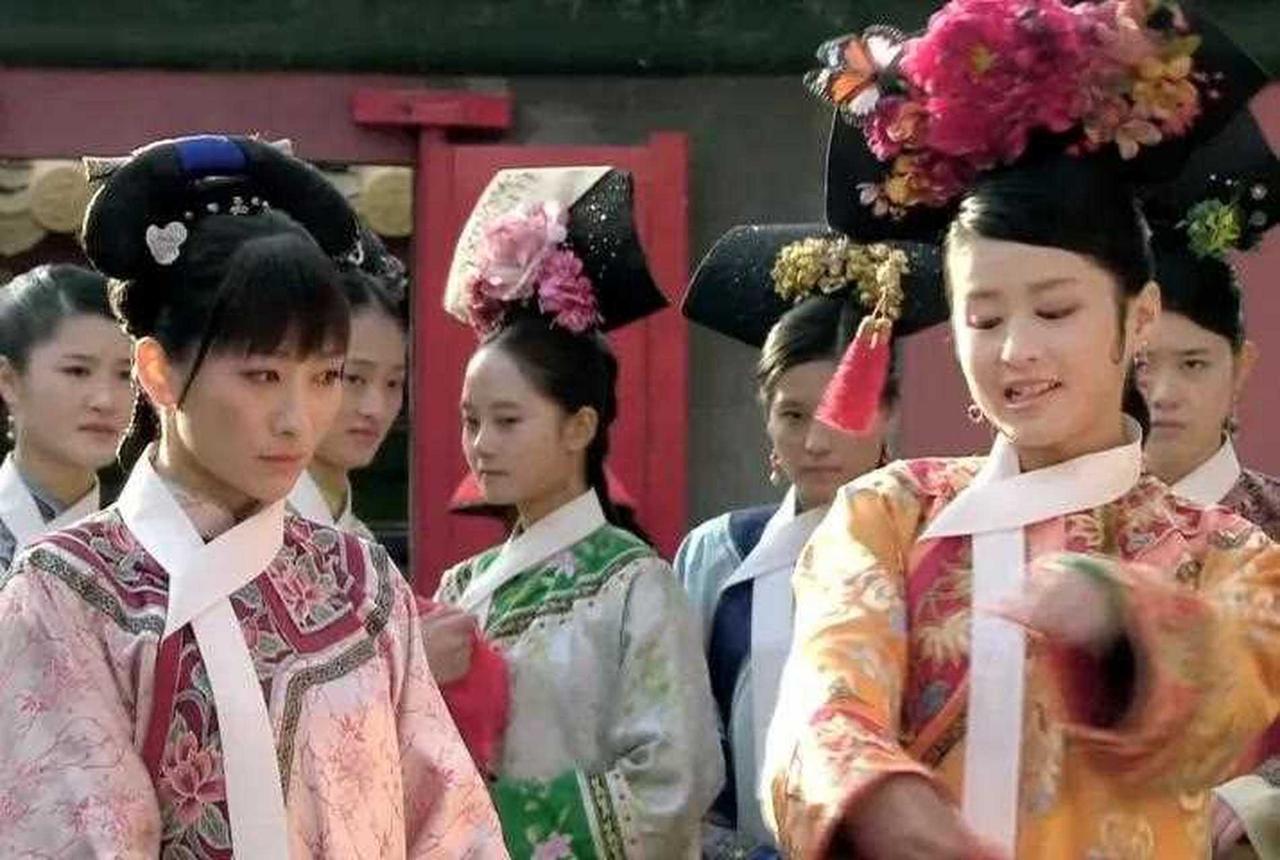 《甄嬛传》：安陵容为什么轻易被夏冬春拿捏？重温《甄嬛传》才懂，安陵容被夏冬春