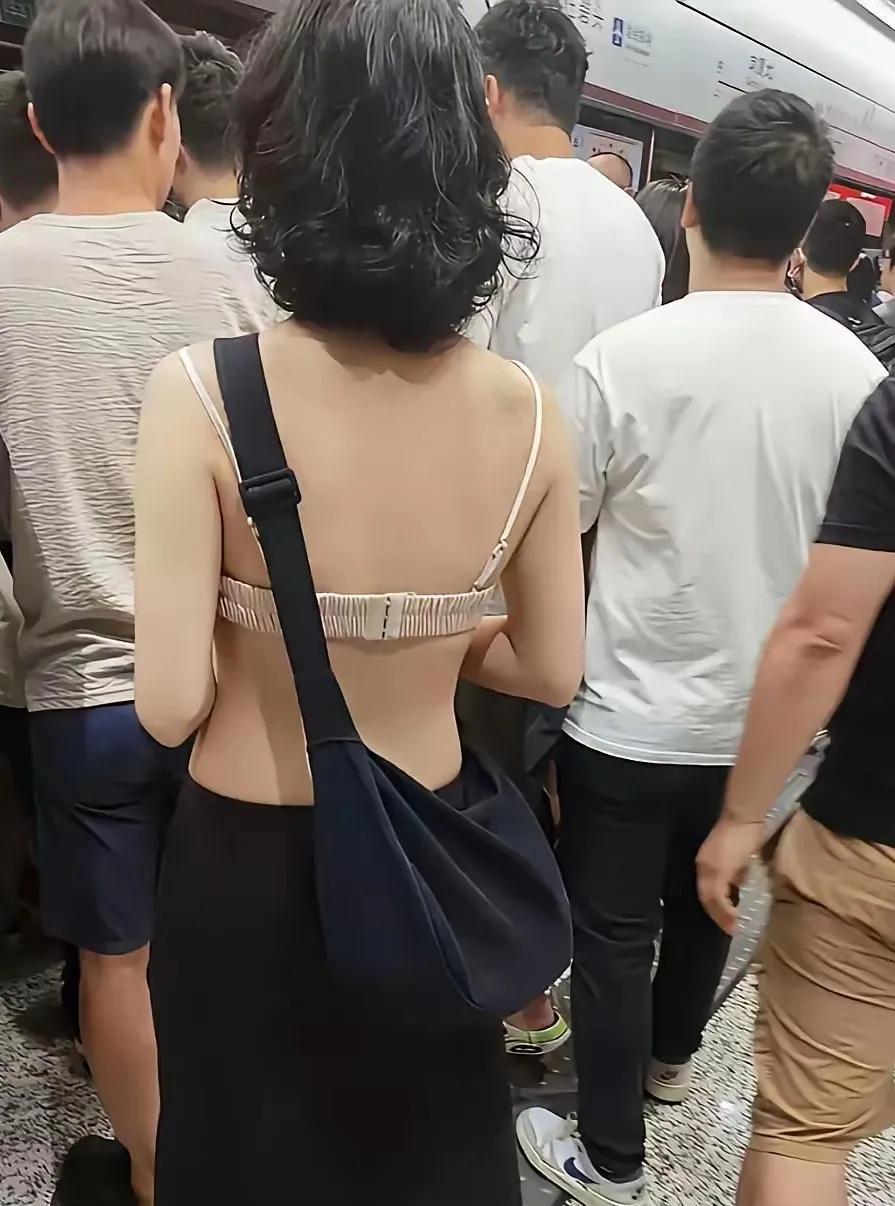 河南44℃的高温天气，极端高温要持续到10月最近中原地区，特别是河南郑州南阳等