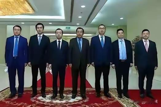 不愧是柬埔寨首富啊，150亿美元比特币只是冰山一角！根据最新消息，韩国冻结了柬