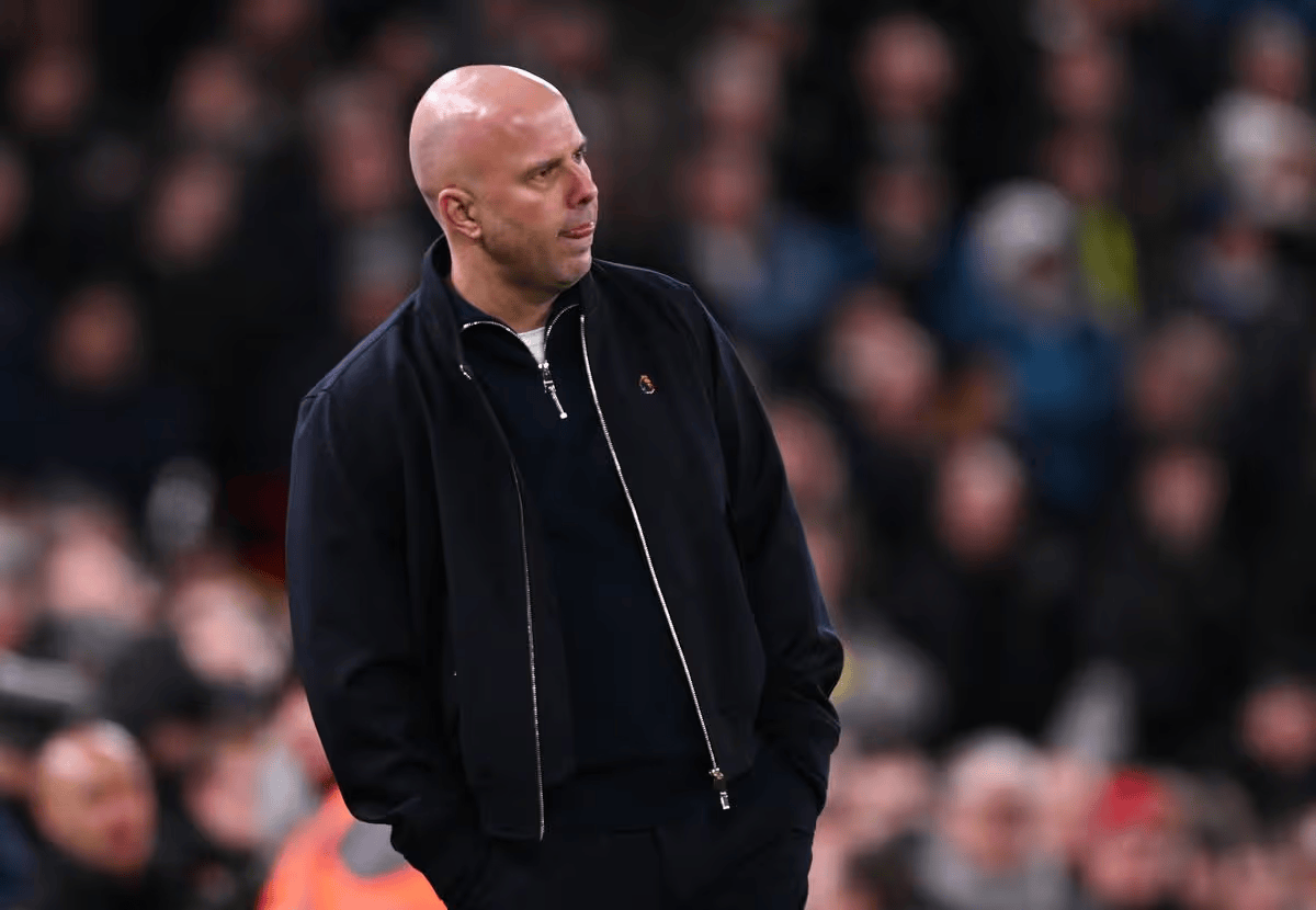 斯科尔斯: 斯洛特若想保住帅位, 率队夺欧冠或是唯一办法