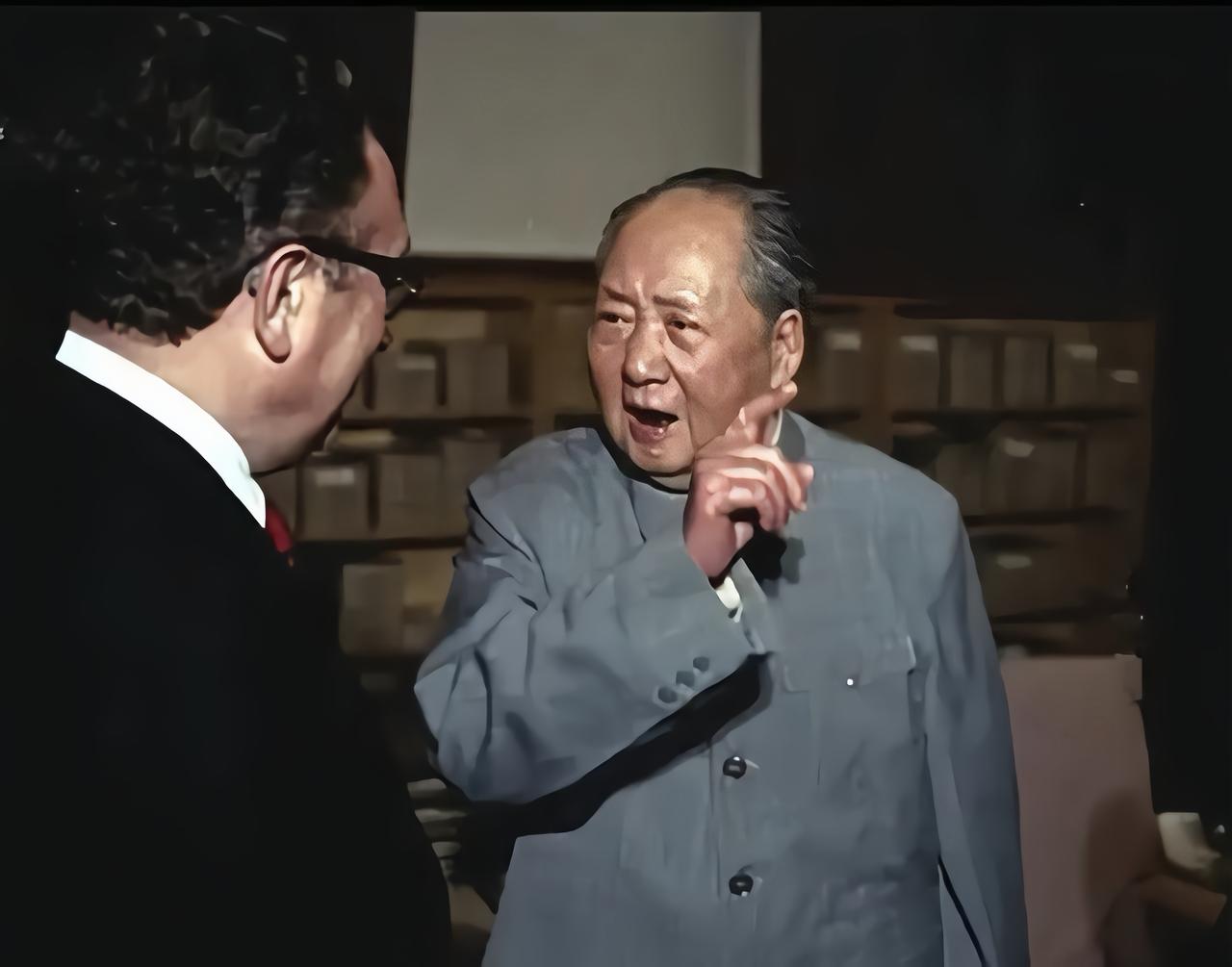 美国和伊朗谈判谈崩了以后，我们再回头看看毛泽东对美国的"和平"的评价："现在打输