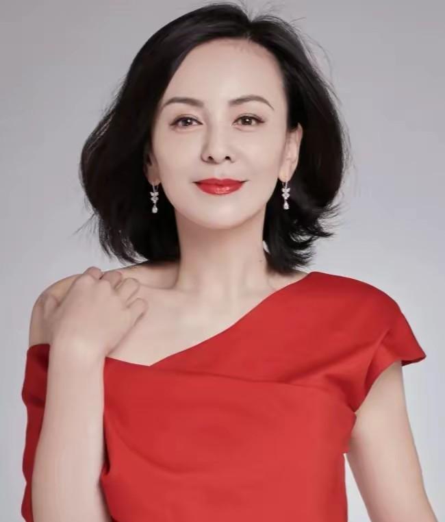 摄制组对王琳说:“这期的采访结束了，我们要从你家里撤了。”然而王琳的回答，瞬间让