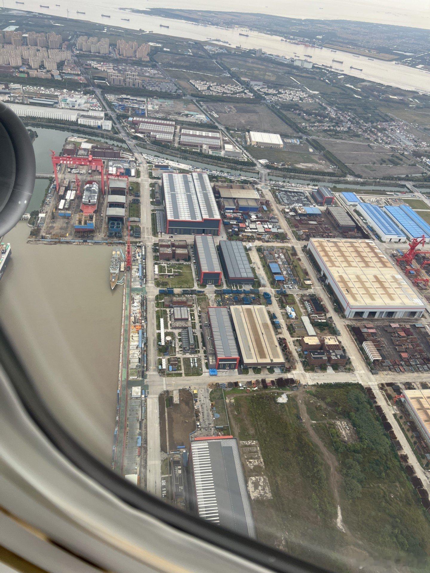 有点失望，之前建003分段的工位，前段时间腾空后，还以为要建003A，但是现在堆