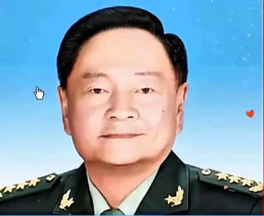 刚夹了一筷子菜，就被手机弹窗给噎住了。熟面孔，前两天还在台上大谈廉洁奉公，唾