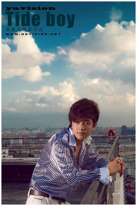 十年后，你会变成什么样？其实就看你身边那三个人！嘿，朋友们，今天咱们不聊八卦