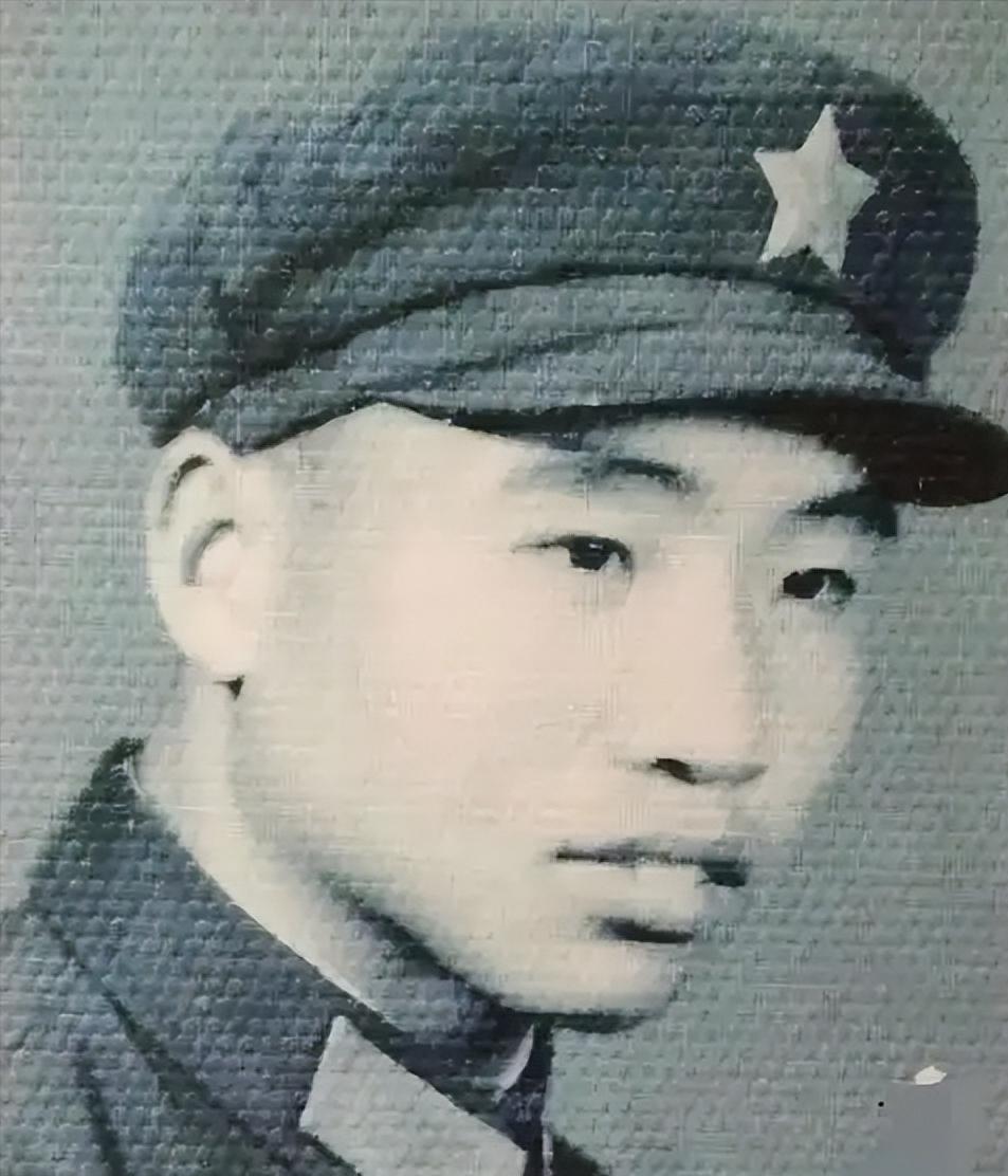 1984年，战士李陶雄中弹牺牲，送葬途中遗体竟两次从车上跌落，护士郑英察觉异样，