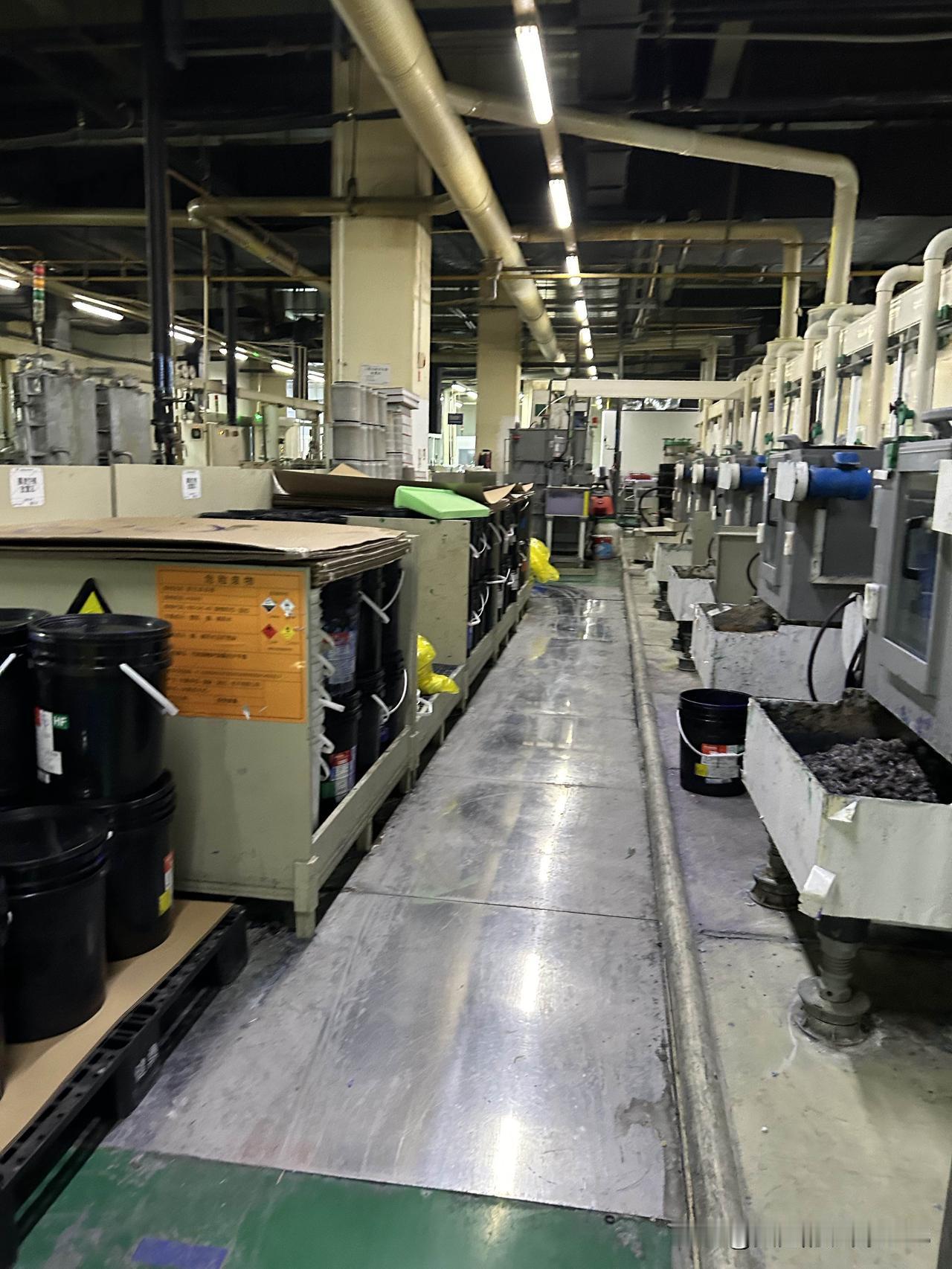 常年招工的企业一般都具有这些特征：1.工资压的时间长，压20天甚至是时间更长。