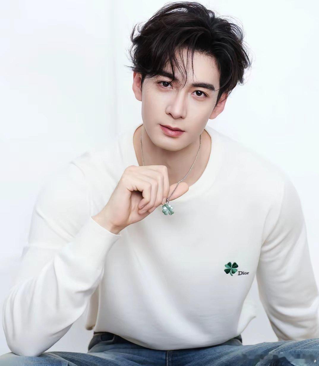 大家有没发现陈星旭这个人很有意思虽然他演技不算太好，但他的剧，部部话题度都挺