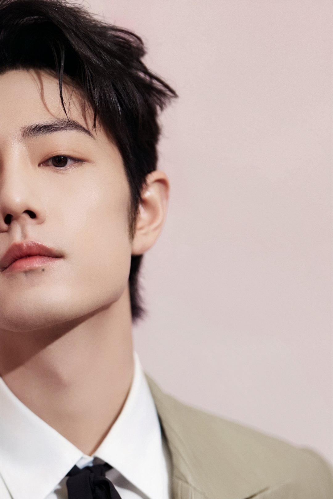 全世界最好的肖战肖战肖战﻿肖战顺顺利利星星会暗，太阳会落，但你会永远闪闪发光