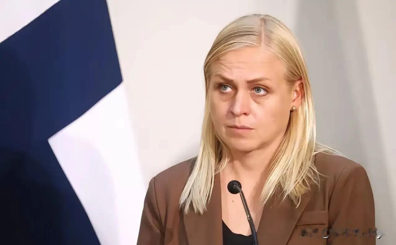 4月23日，根据法新社报道，芬兰外交部长瓦尔托宁表示，北京与莫斯科的密切关系将阻