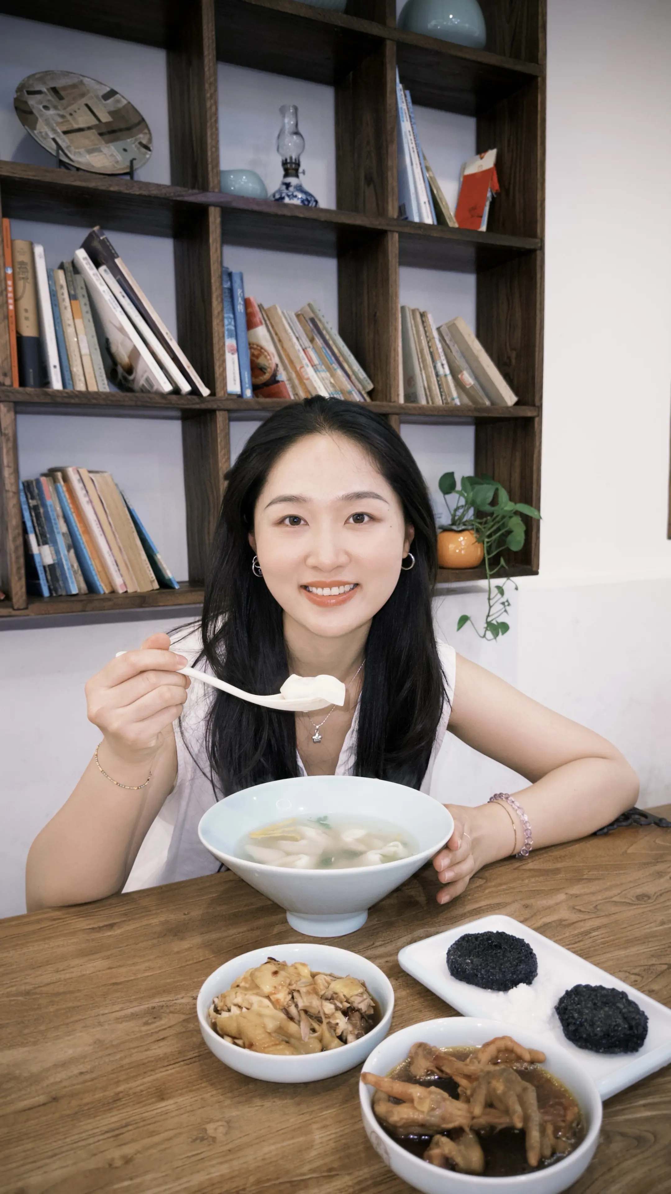 幸福就是请我吃饭！！！