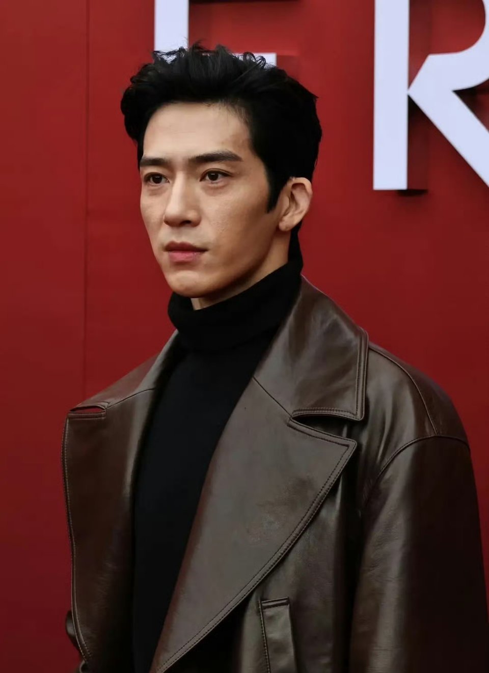 井柏然昨天的活动生图​​​