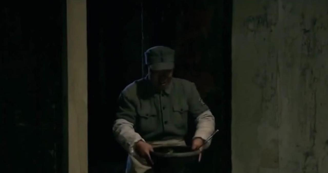 1948年的一天，华北军区司令部小伙房司务长刘从文外出买菜，路遇同村老乡刘其昌。