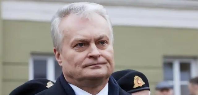 立陶宛与中国闹翻几年后，如今终于承认做错了！当初美台说好5年内建成五座芯片工厂，