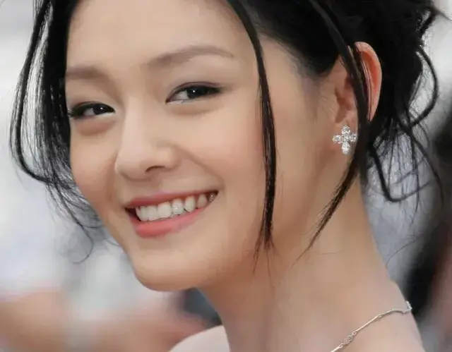 大S真正死因曝光?肺炎或是幌子,背后另有隐情!