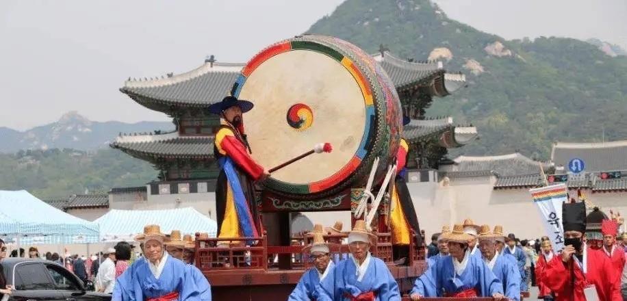 大家可能不知道韩国人是什么心态，我在韩国论坛里冲浪一年多了，这个民族是东亚民族主