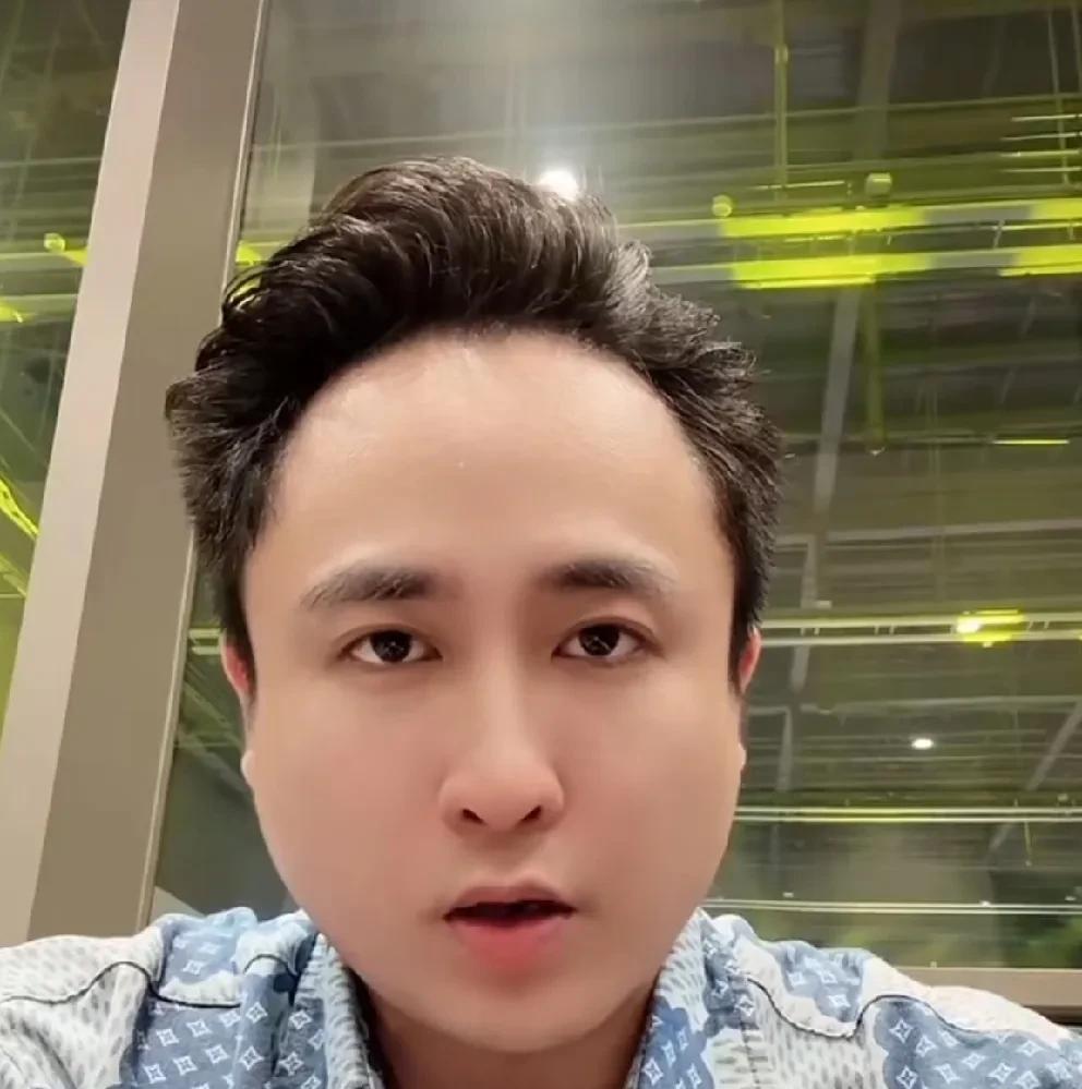 散打哥祝福辛巴身体健康！曾经的王退网了，他用他的身体状况