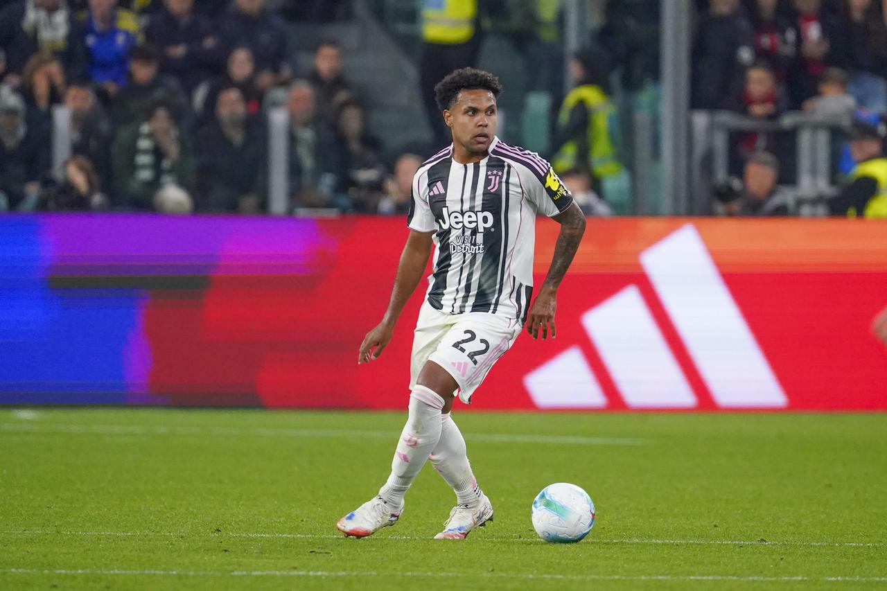 麦肯尼和尤文图斯的合同一直是一个值得关注的话题，现在更是如此，因为这可能会导致斯