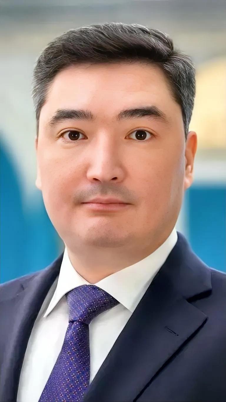 2025年7月15日，哈萨克斯坦总理郑重声明，他们决心坚定，誓将严格遵守欧佩克+