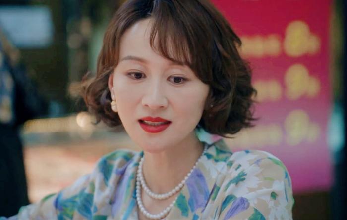 《野狗骨头》里，她明明很有能力，为什么不靠自己，偏要依靠男人？魏明珍带着女儿
