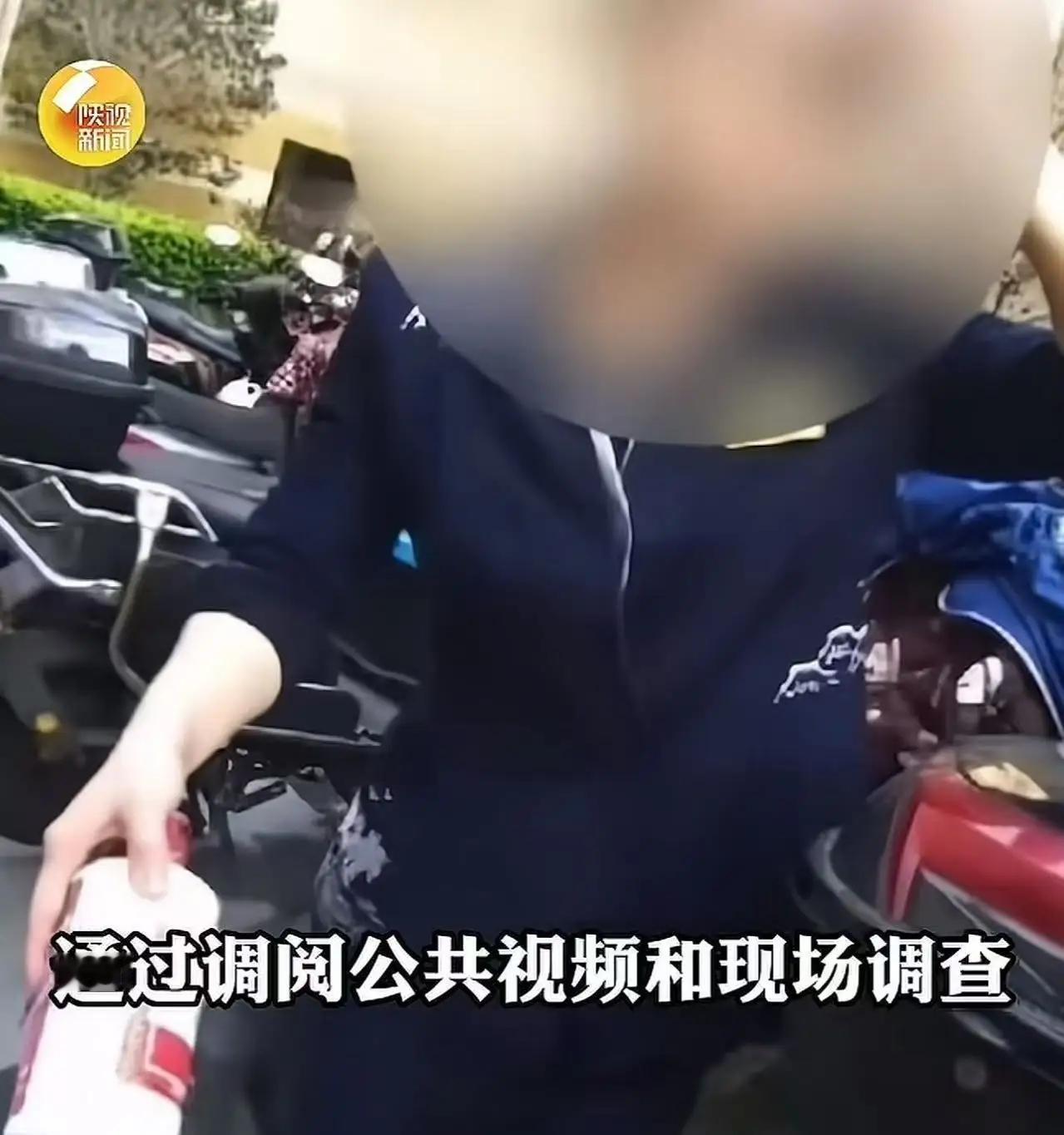 自作聪明空余恨……上海男子自带3瓶茅台赴宴，摸酒瓶温度识破惊天骗局！服务员的聪明