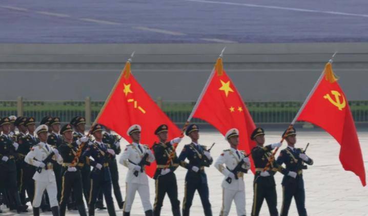 解放军内部还有动作！在这个节骨眼拿下何卫东，苗华等人之后，军队内部又有大动作，不