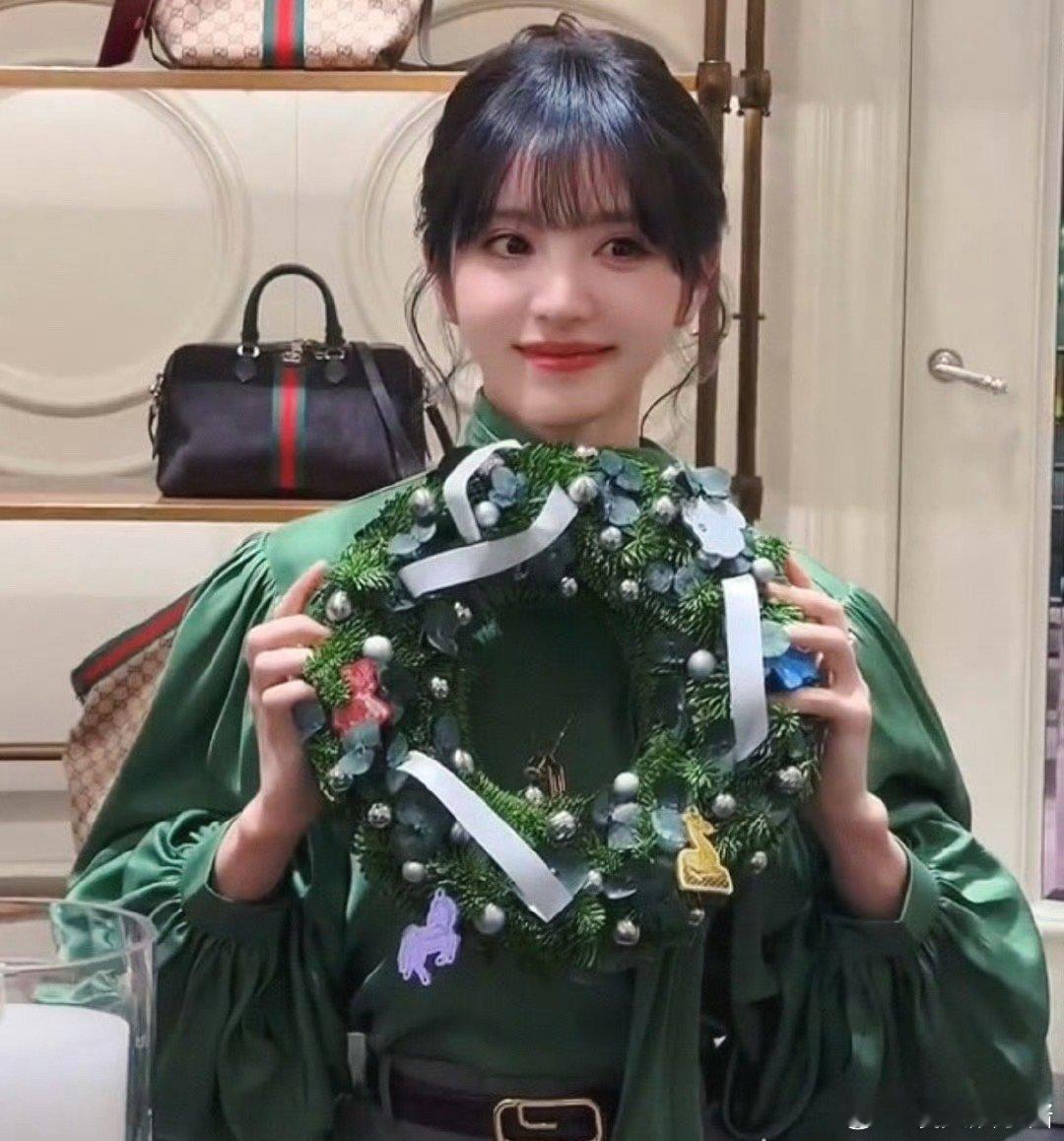 田曦薇、卢昱晓🌸今日活动图谁赢了