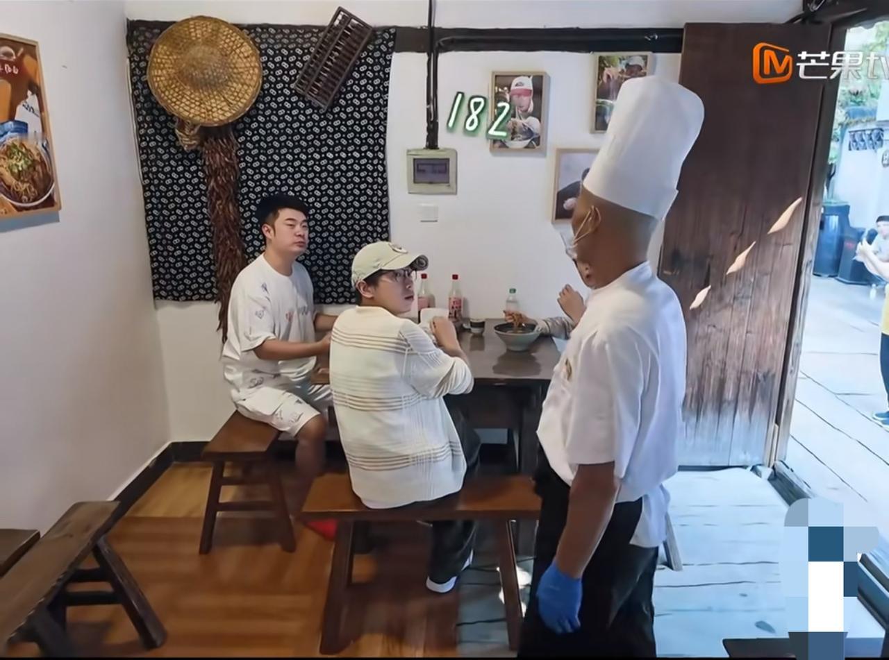 陈赫《向往的生活》吃的那碗乌镇牛肉面馋坏我了！感觉这一期《向往的生活》陈赫来了