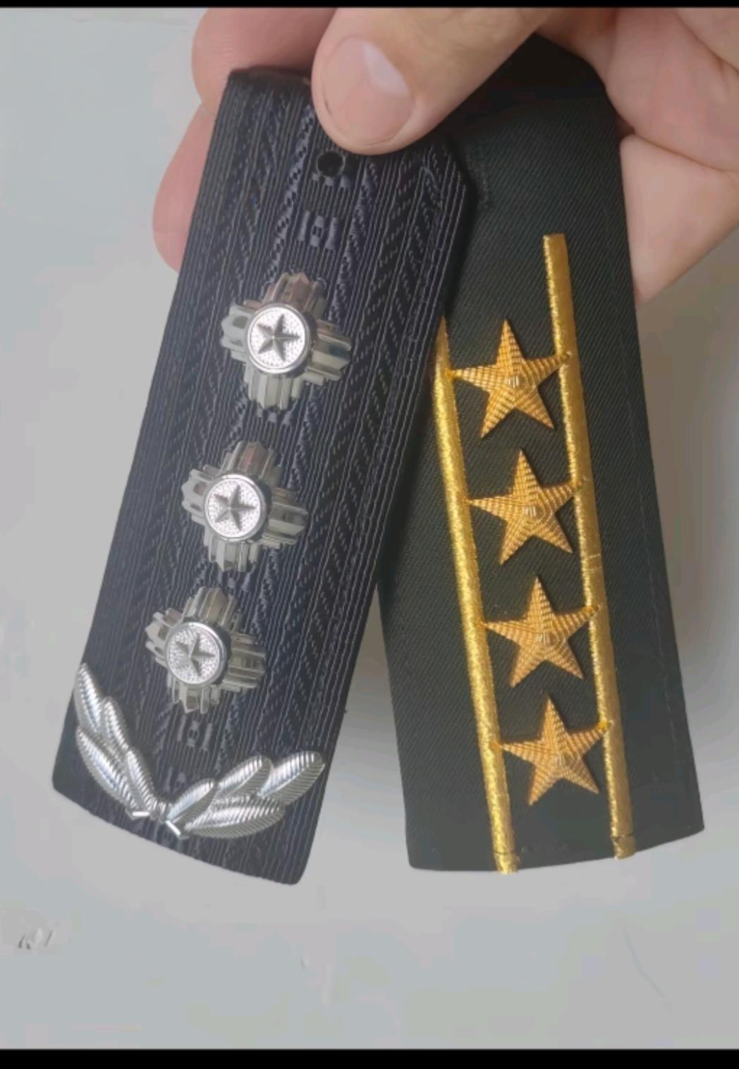 有些人说一级警监和正师职大校是一样的，在部队正师职的大校转业到地方上就是正厅级干
