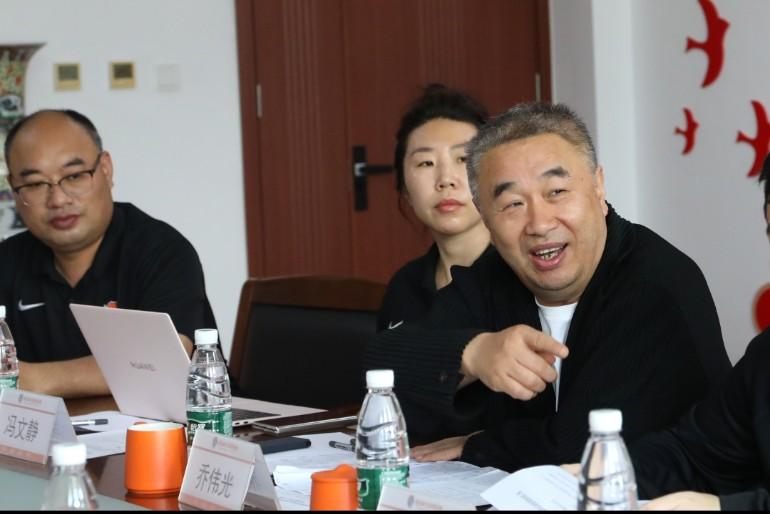 中甲冠军算不算辉煌。依稀还记得青岛海牛乔老板当初定下的未来目标是☞2023年