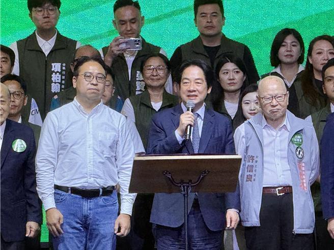 身兼党主席赖清德今桃园行动中常会致词时感谢两个人，民进党桃园市长参选人黄世杰及桃