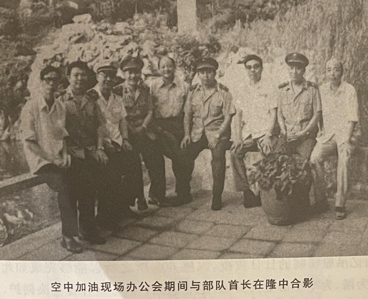 80年代609所偶然发现一套空中加油吊舱残骸，如获至宝。当时609所正在做空中加