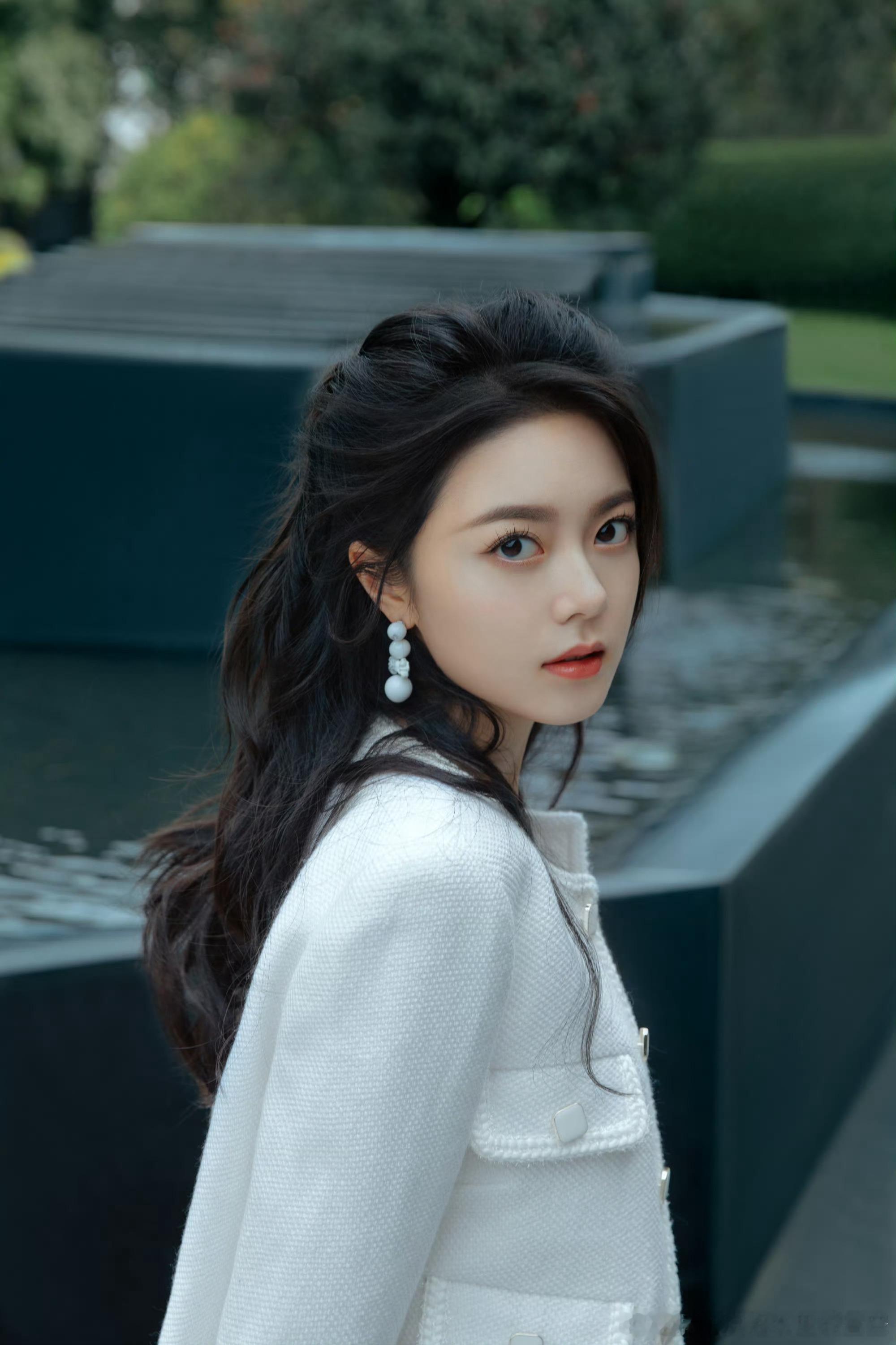 赵今麦🍒赵今麦无可替代🍒赵今麦徐迟靠自己的能力站起来，靠自己的双手吃