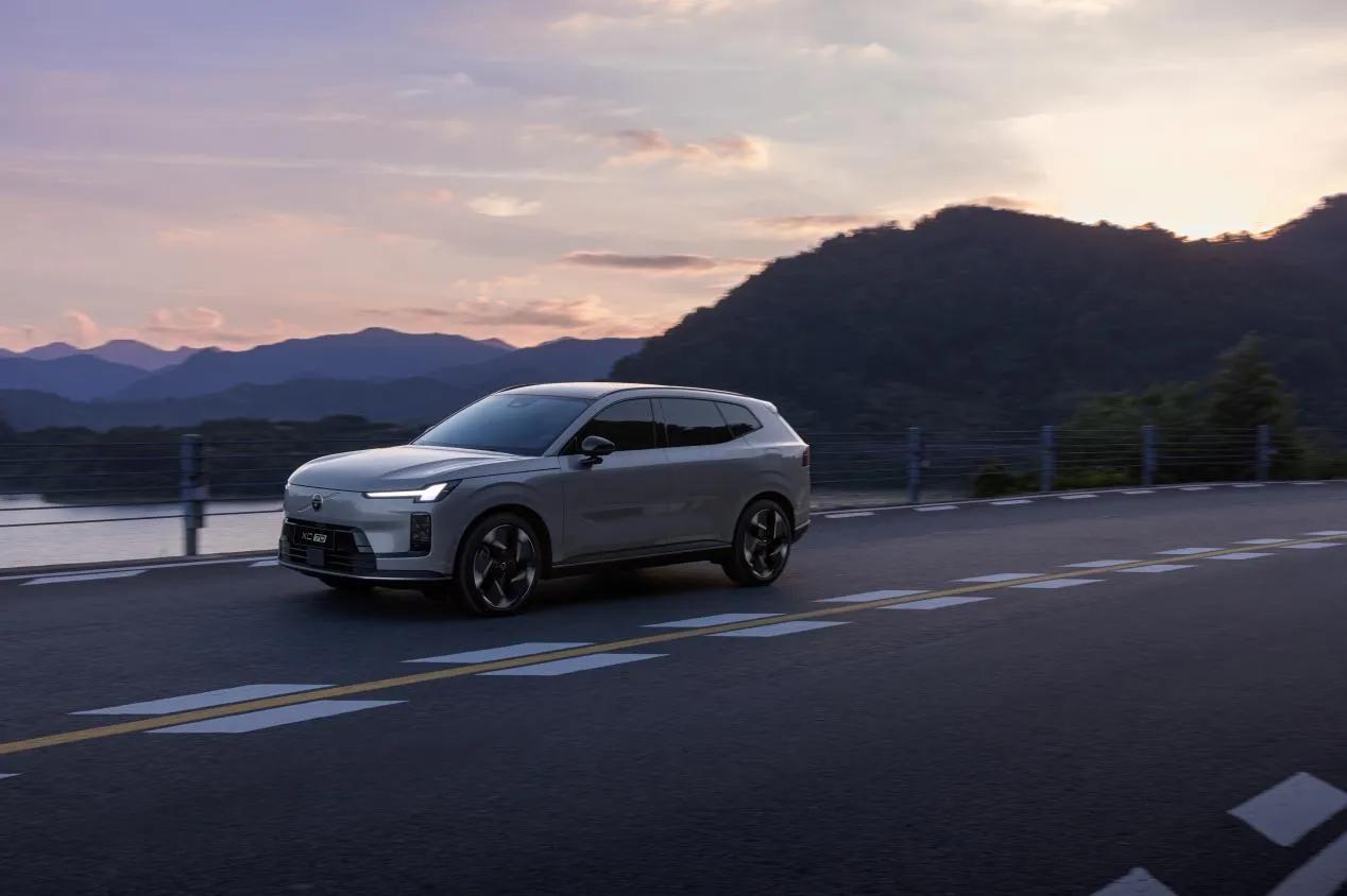 沃尔沃11月“沃补”福利登场！助力消费者轻松拥有心仪座驾。面对国家汽车补贴政