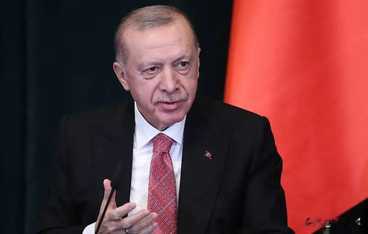 【土耳其国防工业在哈萨克斯坦的野心超出自身能力范围】近日，哈萨克斯坦取消了向