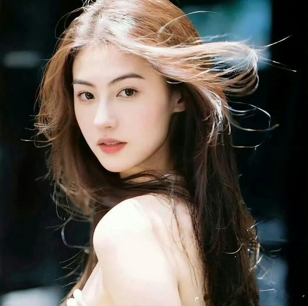 张柏芝新歌张柏芝加盟华纳后首张单曲张柏芝录制新歌幕后幕后打磨这么久，终于等到张柏