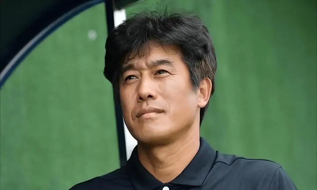 韩国教练在中超不行了。以前崔康熙徐正源多风光，训练狠管得严。现在2024赛季就一