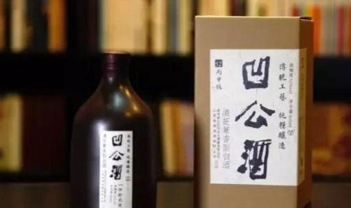 我有个朋友还真认识贾平凹先生（朋友算字画“小家”），跟朋友聊起这些天网上关于贾先