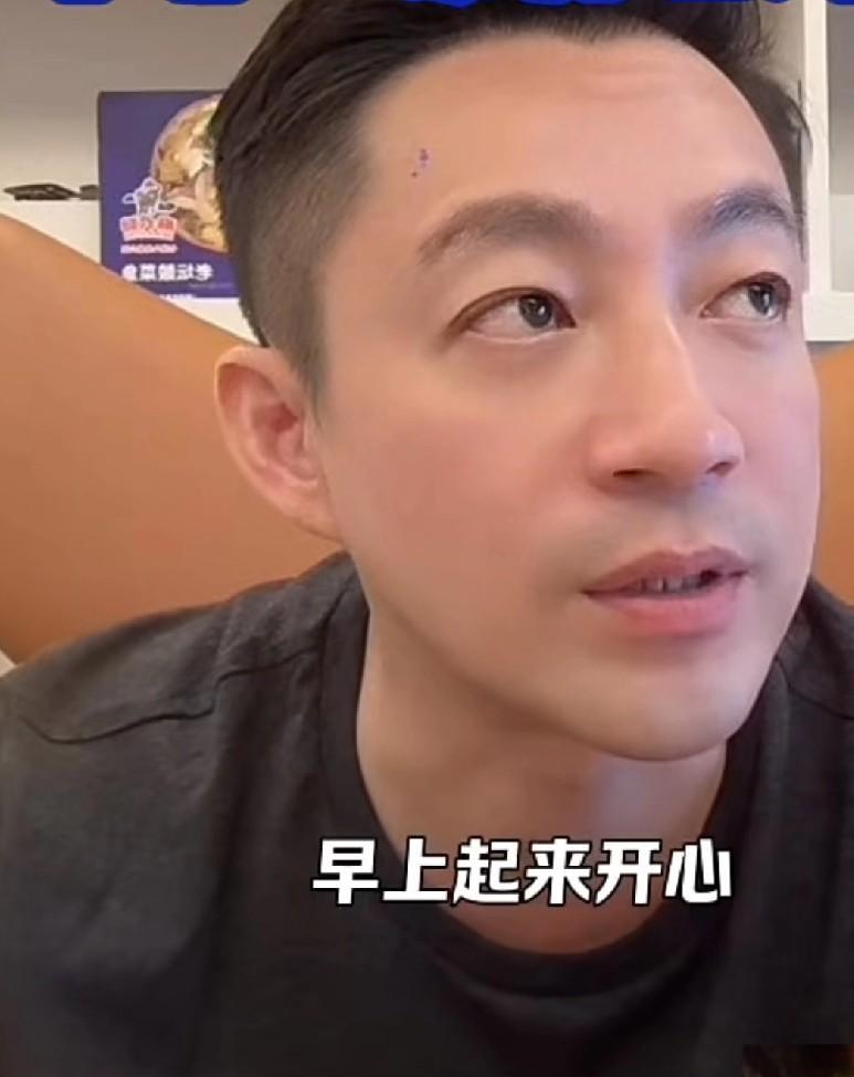 有网友问汪小菲暑假会不会带孩子们回北京，汪小菲表示肯定会的，孩子们一放假就会带回
