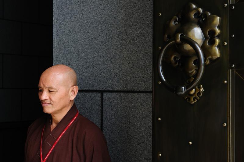 泰国这“泰国小姐勒索神棍”的事儿真是够炸裂的！有个外号“西卡高尔夫”的35岁女子