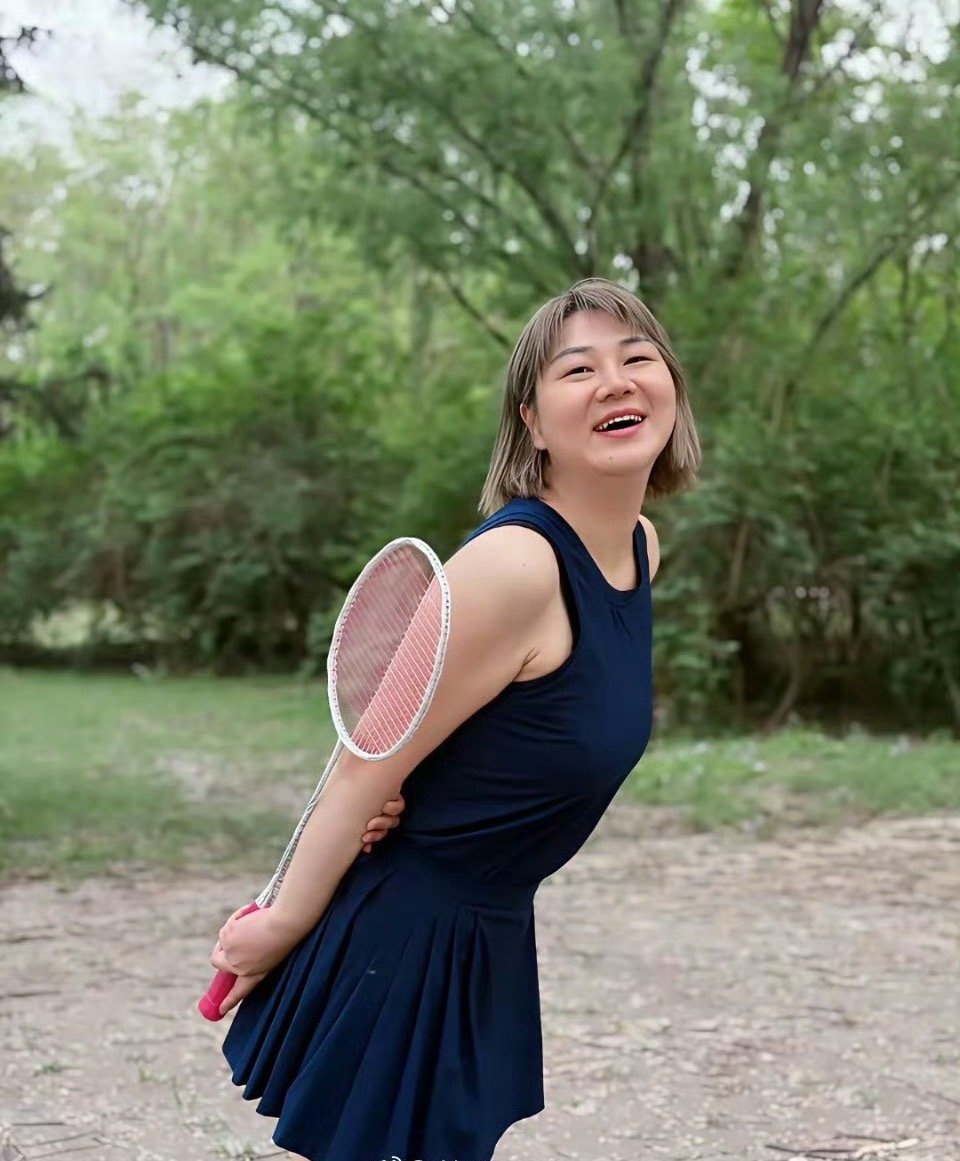 不是所有人瘦了都好看的，至少目前看到两个实例，一个她，一个杜海涛​​​