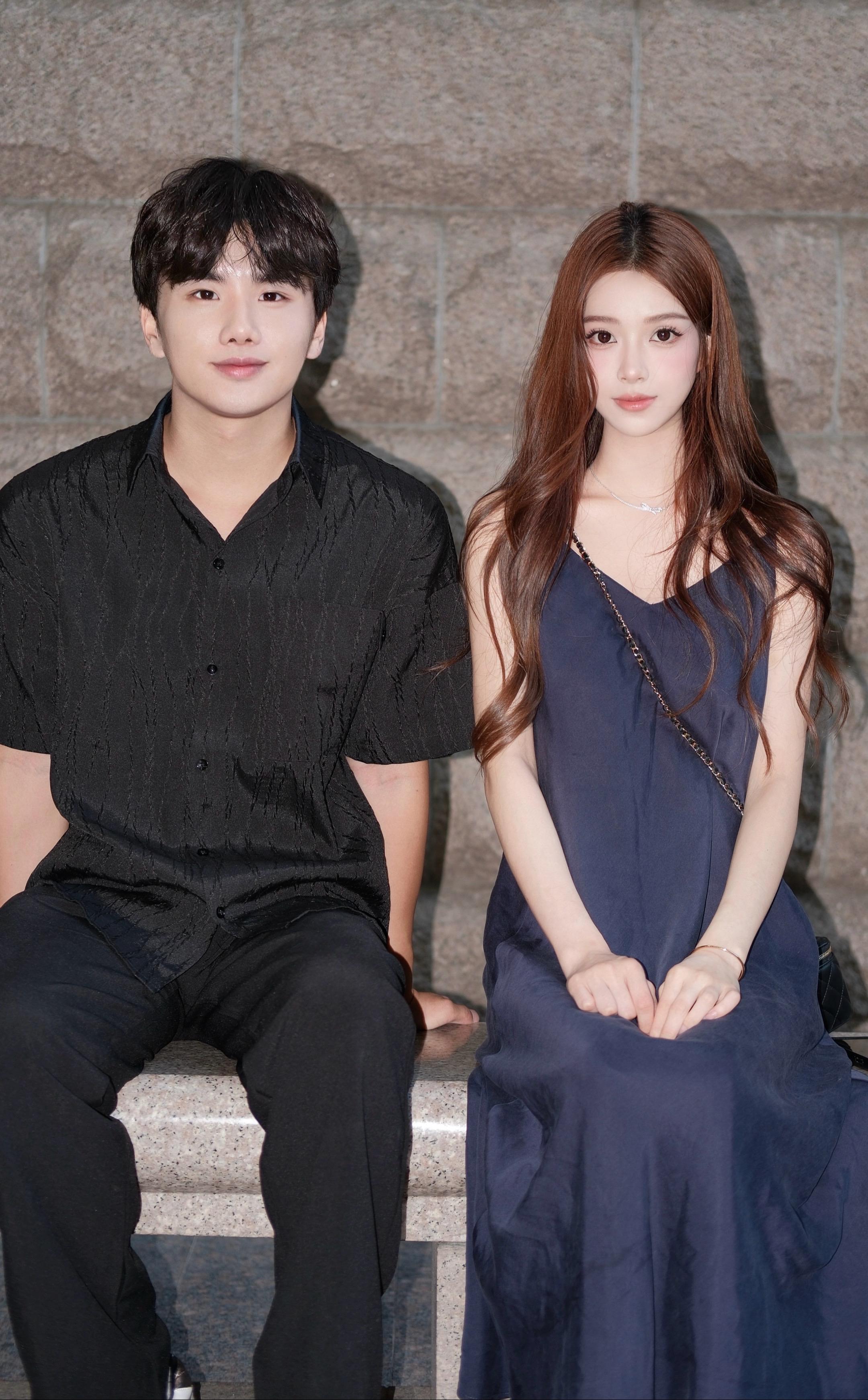 上海街拍。哈哈！笑斯！小姐姐们美的各有特色…然后博主我像个被打卡的NP...