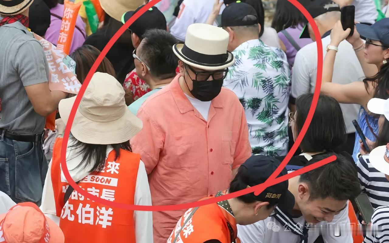 这是摊牌了，不装了，其实这样挺好，总比那些含糊其辞即想又要的人要好，他这麽一整，